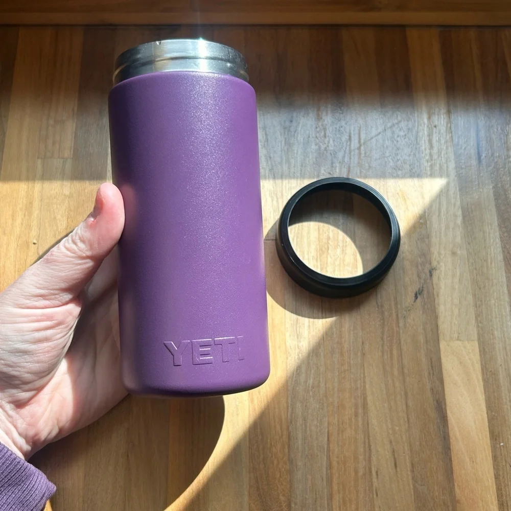 Yeti 12oz can koozie - Picture 3 of 5